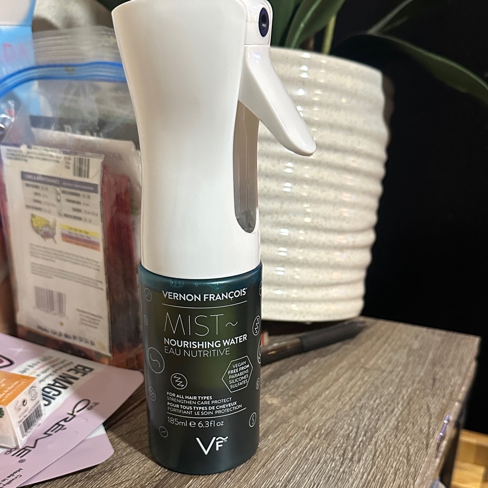 Vernon Francois Mist Nourishing Water 185ml: 6.3 Fl oz